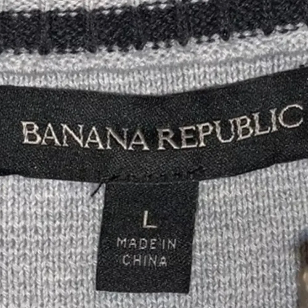 Banana Republic CoolMax Milano Quarter-Zip Pullover‎ Large